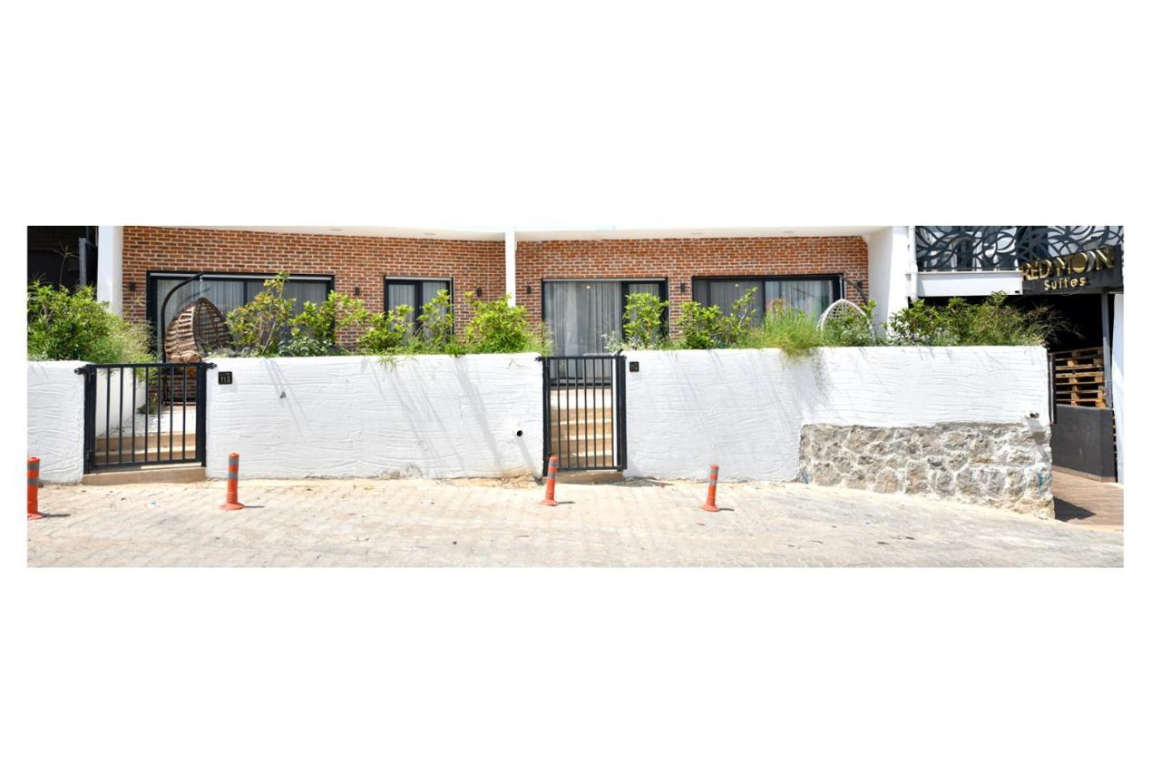 Red Moon Suites Fethiye Exterior photo